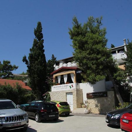 Novalja Guesthouse Economy Rooms Dış mekan fotoğraf