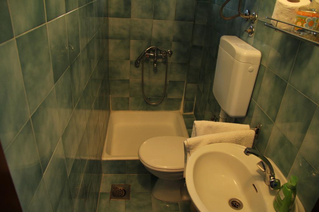 Novalja Guesthouse Economy Rooms Dış mekan fotoğraf